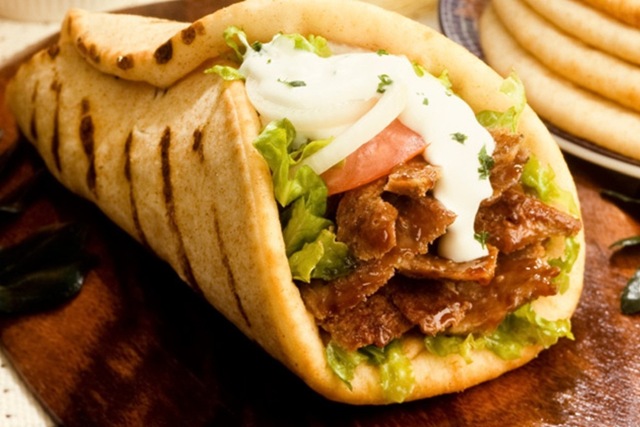 Greek food: Pitta Gyros